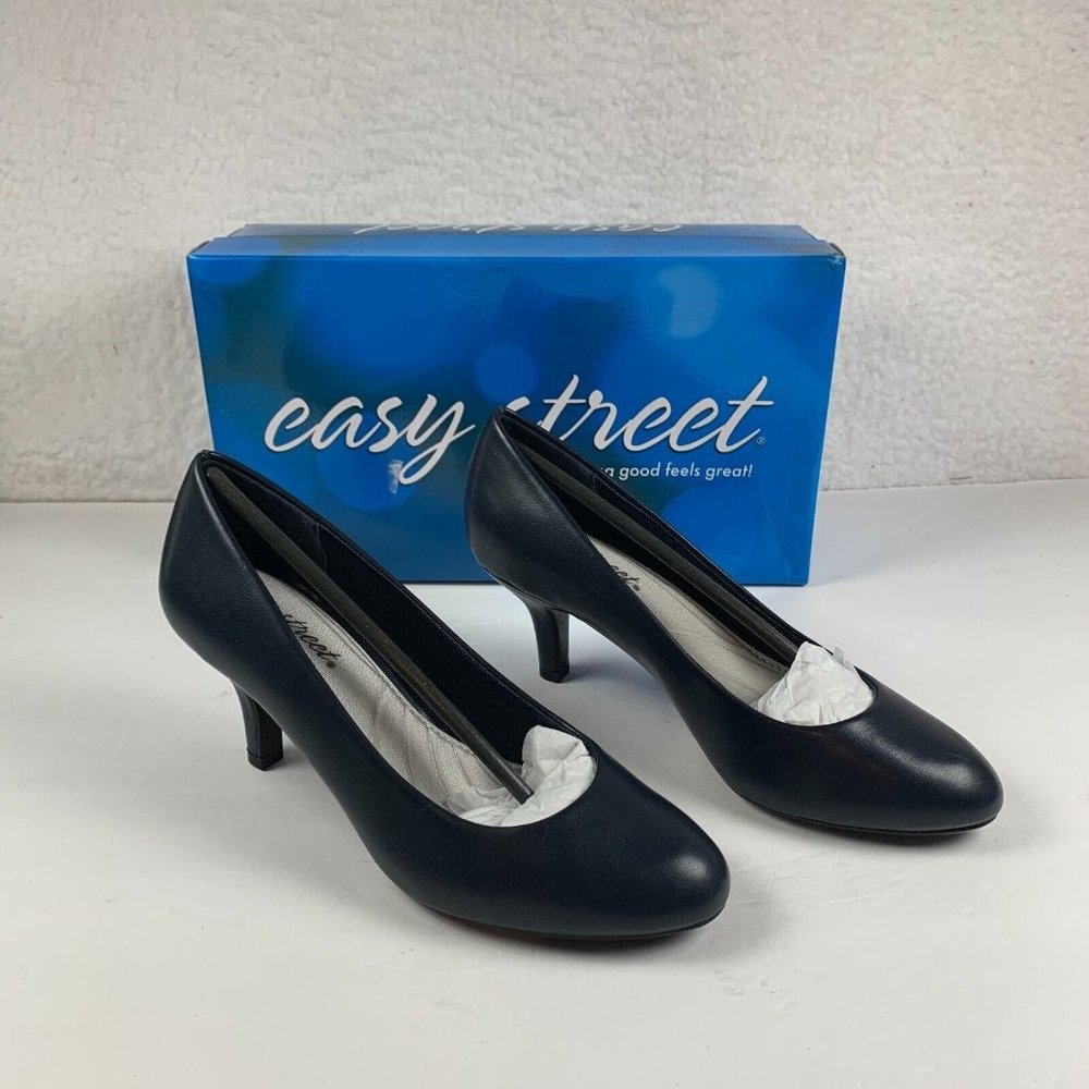Easy Street Passion Women's Slip On Dress Pump Heels Size 8 M New Navy NIB S0391